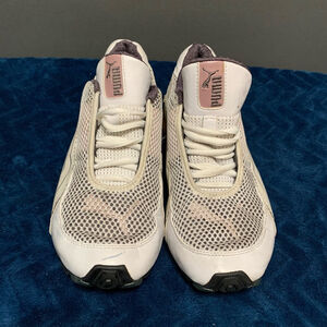 Women's Puma Sneakers White Pink size 8